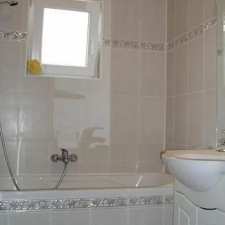 아파트 With Parking Space Krapanj, - 24787 *