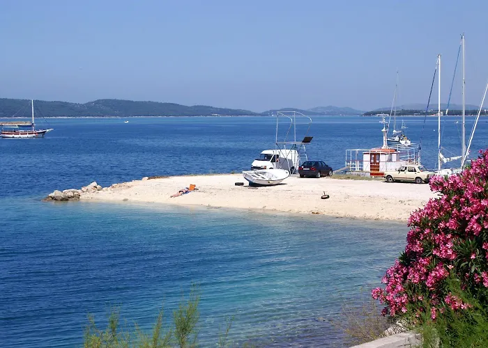 With Parking Space Krapanj, - 24787 * Šibenik